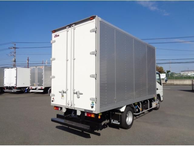 MITSUBISHI CANTER 2024