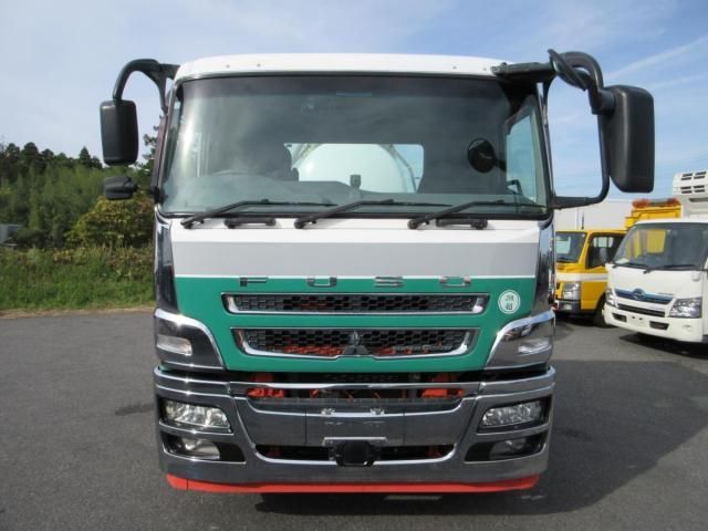 MITSUBISHI FUSOU SUPER GREAT 2013