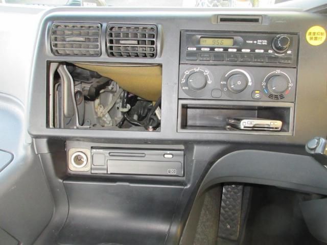 MITSUBISHI FUSOU SUPER GREAT 2013