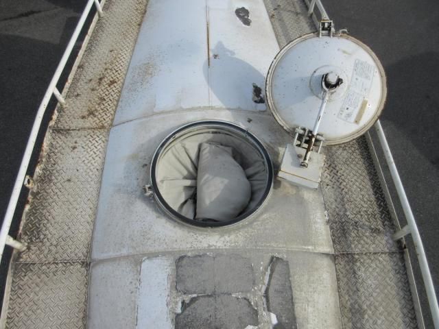 MITSUBISHI FUSOU SUPER GREAT 2013