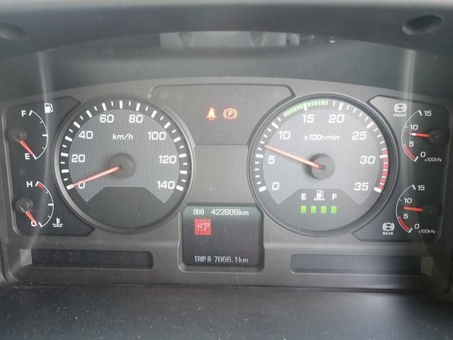 MITSUBISHI FUSOU FIGHTER 2014