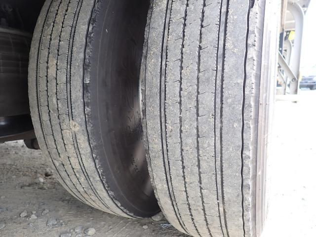 MITSUBISHI FUSOU FIGHTER 2014