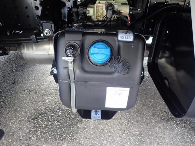 MITSUBISHI CANTER 2024