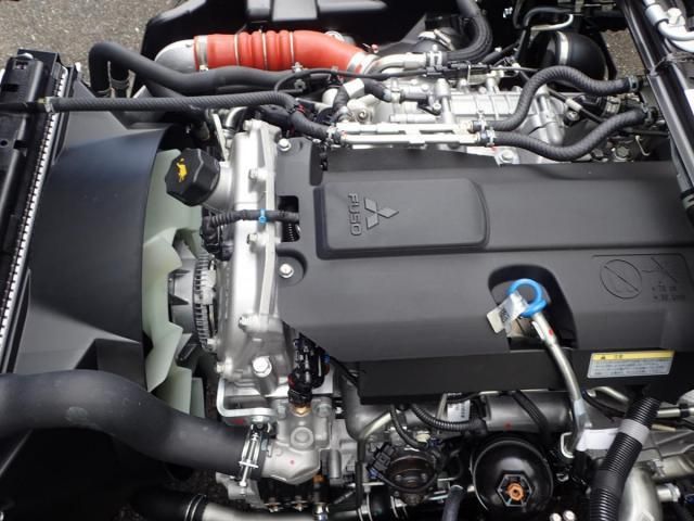 MITSUBISHI CANTER 2024