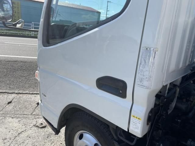 MITSUBISHI CANTER 2006