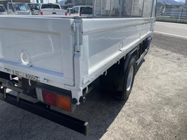 MITSUBISHI CANTER 2006