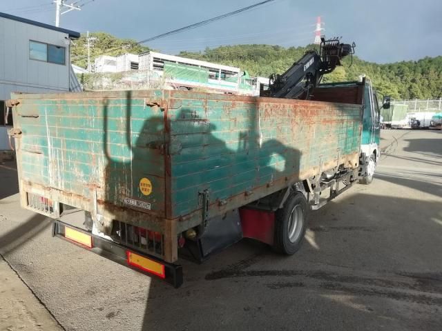 MITSUBISHI FUSOU FIGHTER 2001