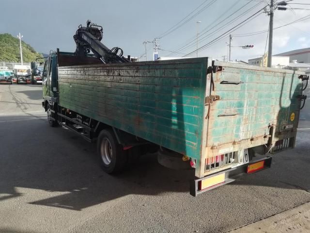 MITSUBISHI FUSOU FIGHTER 2001