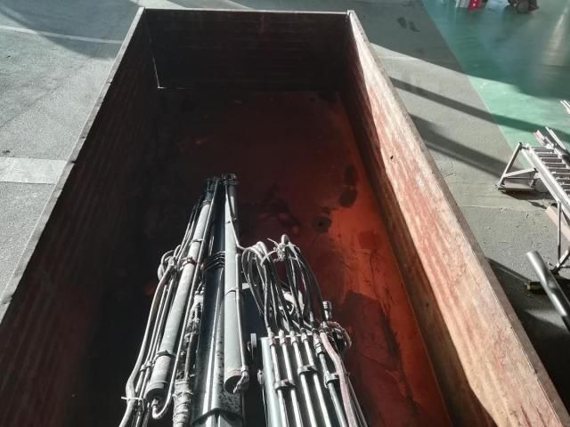 MITSUBISHI FUSOU FIGHTER 2001