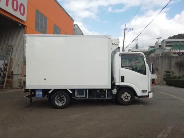 ISUZU ELF 2018