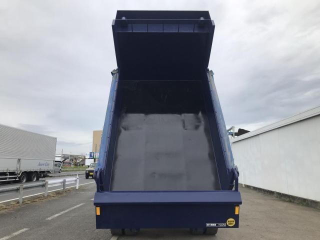 MITSUBISHI FUSOU FIGHTER 2010