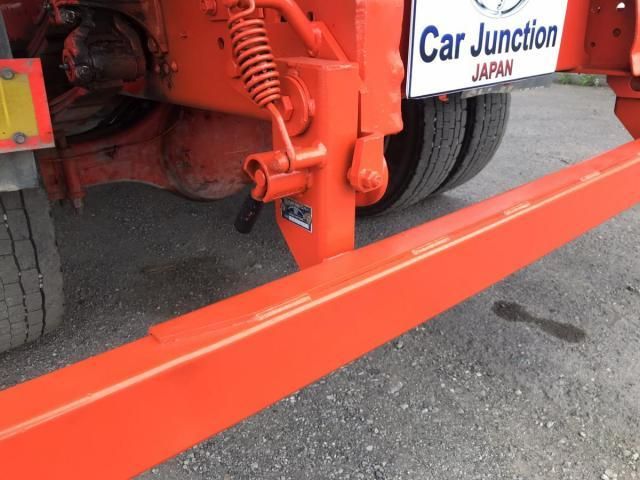 MITSUBISHI FUSOU FIGHTER 2010