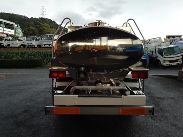 MITSUBISHI CANTER 2006