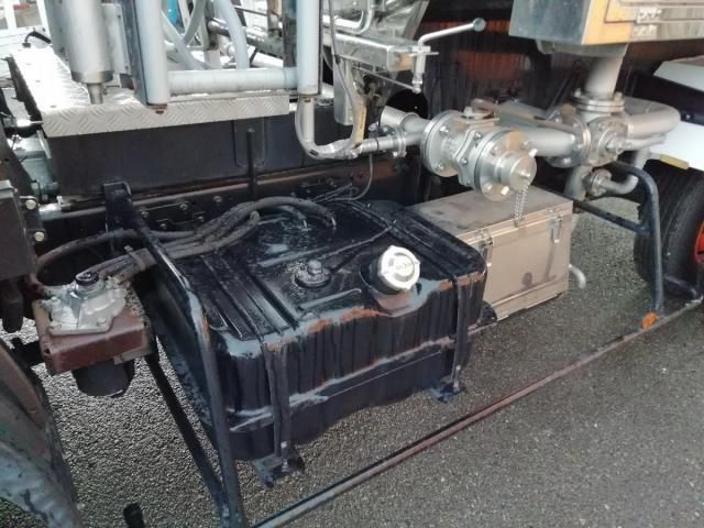 MITSUBISHI CANTER 2006