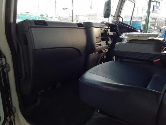 MITSUBISHI CANTER 2006