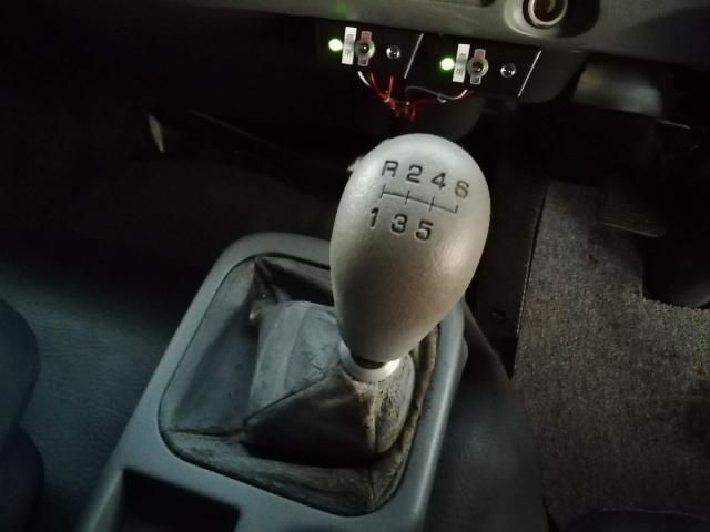 MITSUBISHI CANTER 2006