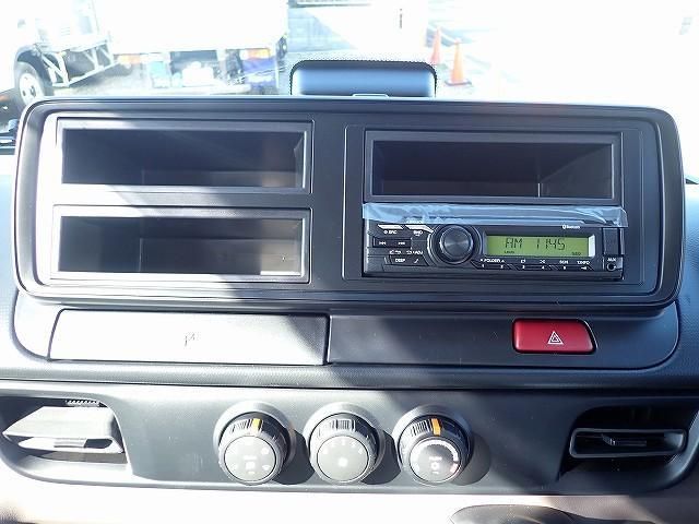 MITSUBISHI CANTER 2025