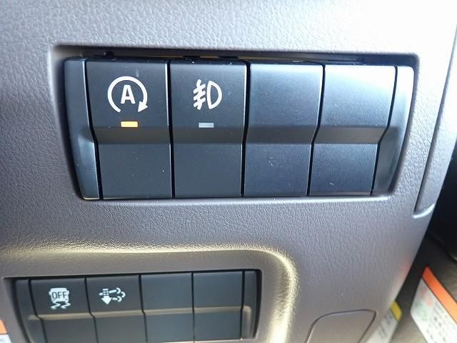 MITSUBISHI CANTER 2025