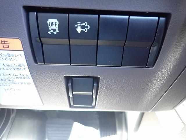 MITSUBISHI CANTER 2025