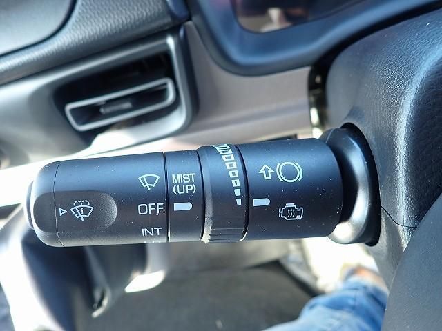 MITSUBISHI CANTER 2025