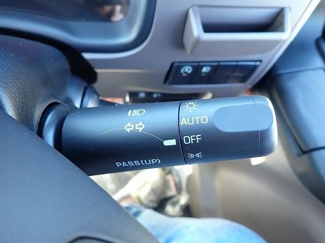 MITSUBISHI CANTER 2025