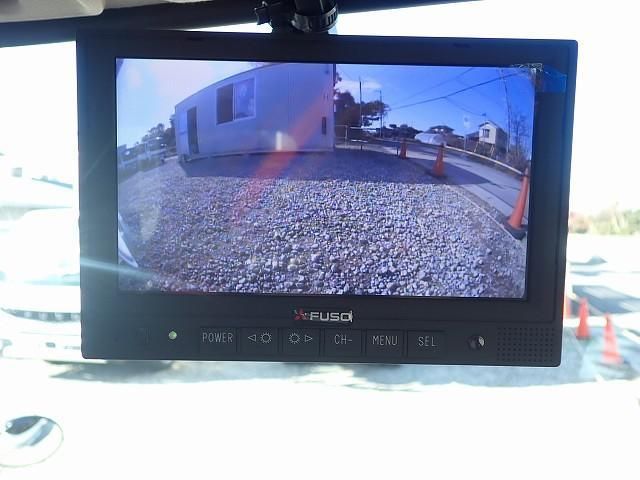 MITSUBISHI CANTER 2025