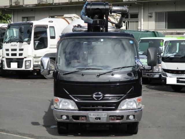 HINO DUTRO 2015