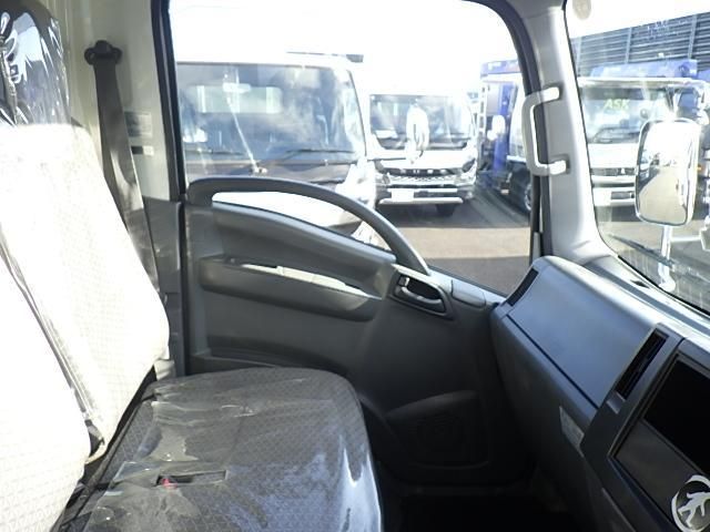ISUZU ELF 2018