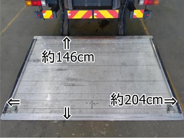 MITSUBISHI CANTER 2015