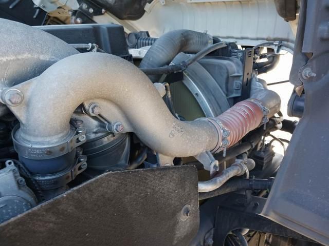 NISSAN DIESEL Quon 2018