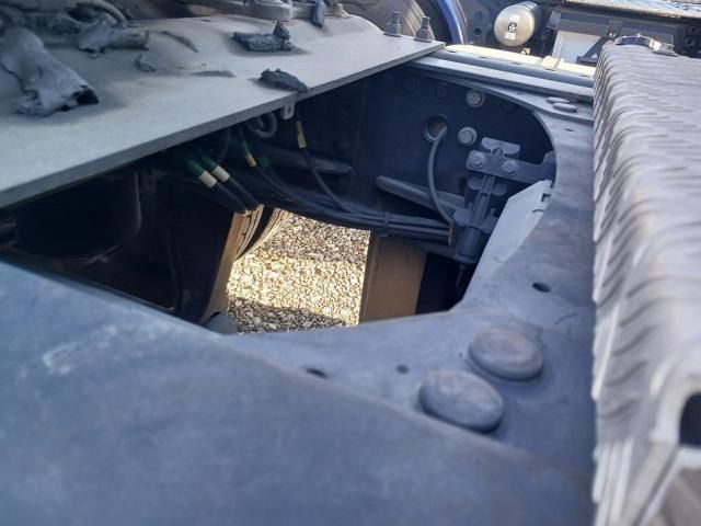 NISSAN DIESEL Quon 2018