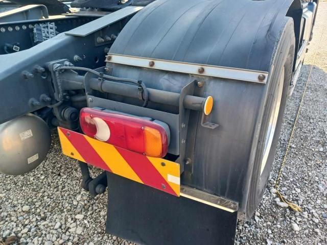 NISSAN DIESEL Quon 2018