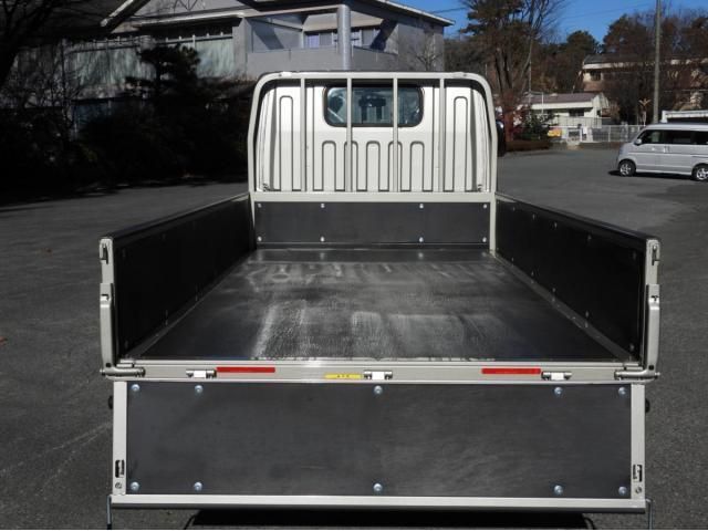 MITSUBISHI CANTER 2024