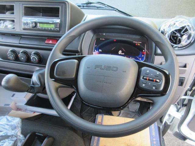 MITSUBISHI CANTER 2024