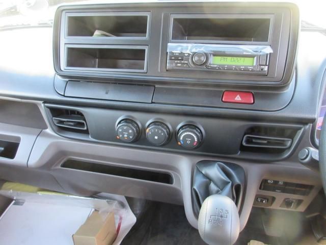 MITSUBISHI CANTER 2024