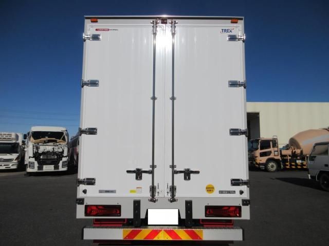 MITSUBISHI FUSOU SUPER GREAT 2024