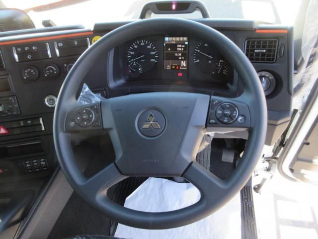 MITSUBISHI FUSOU SUPER GREAT 2024