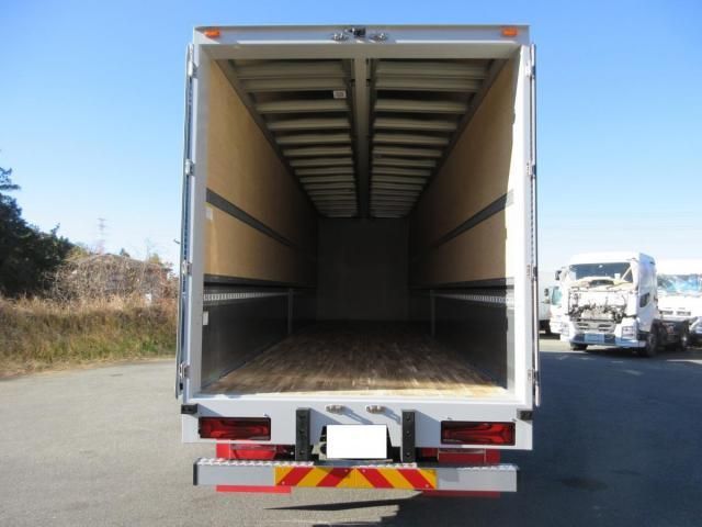 MITSUBISHI FUSOU SUPER GREAT 2024