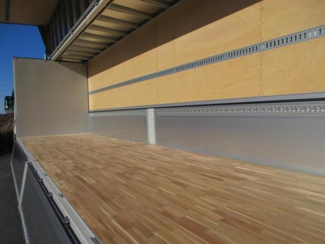 MITSUBISHI FUSOU SUPER GREAT 2024