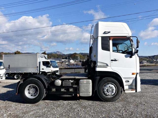 NISSAN DIESEL Quon 2012