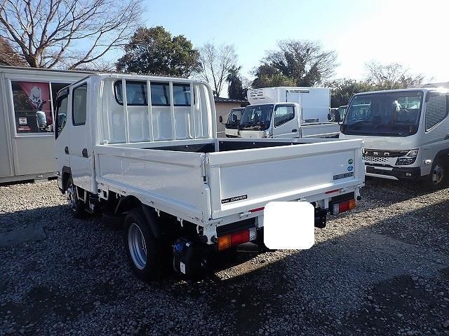 MITSUBISHI CANTER 2024