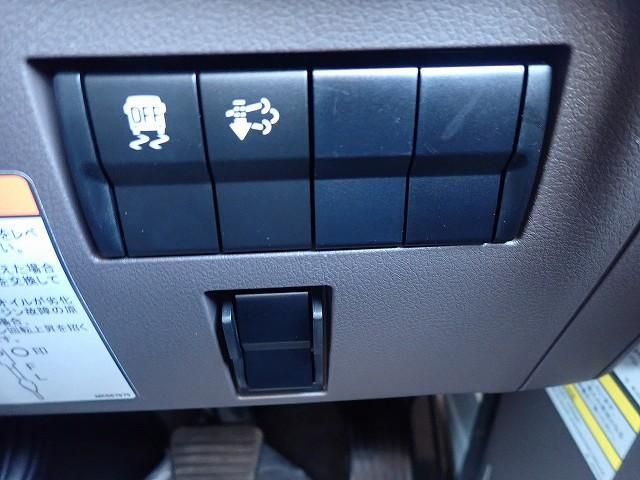 MITSUBISHI CANTER 2024