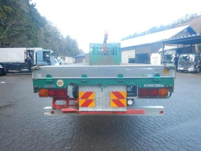 MITSUBISHI FUSOU SUPER GREAT 2013