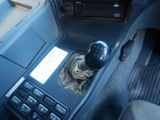 MITSUBISHI FUSOU SUPER GREAT 2013