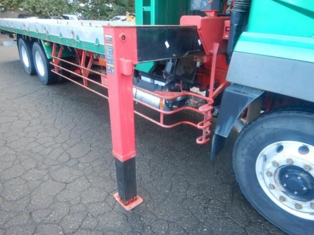 MITSUBISHI FUSOU SUPER GREAT 2013