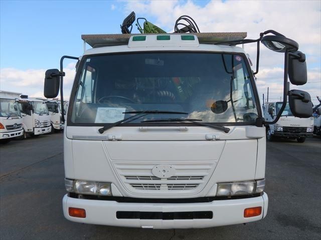 NISSAN DIESEL CONDOR 2002