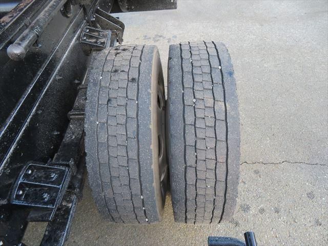 NISSAN DIESEL CONDOR 2002