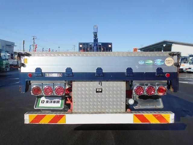 NISSAN DIESEL Quon 2014