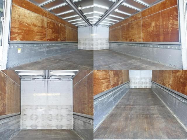 MITSUBISHI FUSOU FIGHTER 2013