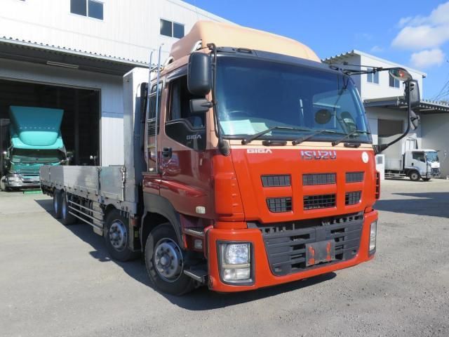 ISUZU GIGA 2015